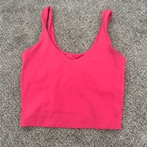 lululemon lipstick size 4 top